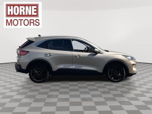 Used 2021 Ford Escape SE w/ Convenience Package image 5