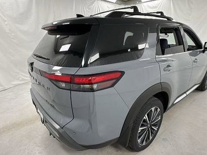 New 2026 Nissan Pathfinder Platinum
