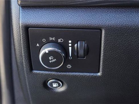 Certified 2021 Jeep Grand Cherokee Laredo image 22