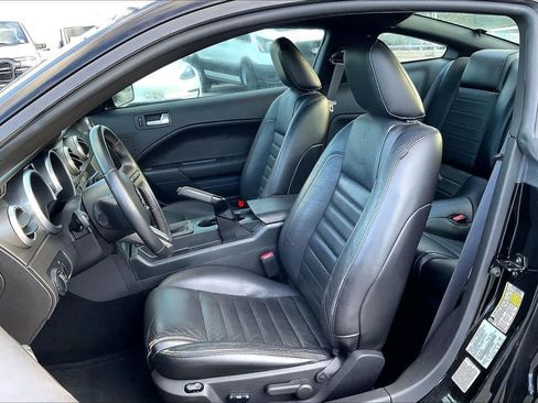 Used 2007 Ford Mustang Shelby GT500 RWD image 11
