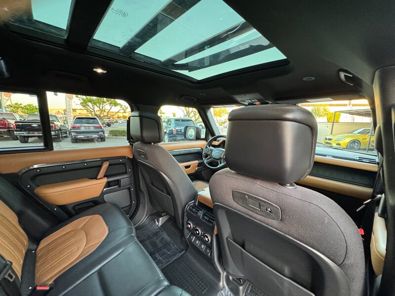 Used 2021 Land Rover Defender 110 X AWD/4WD image 41