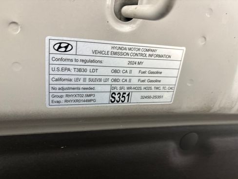Used 2024 Hyundai Santa Fe SEL FWD image 37