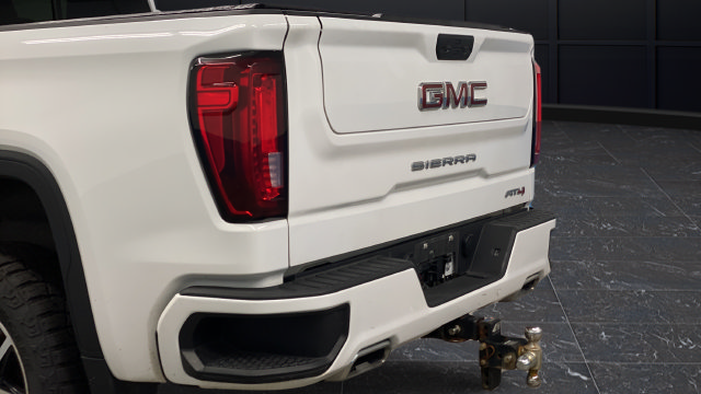 Used 2022 GMC Sierra 1500 AT4 w/ AT4 Preferred Package AWD/4WD image 43