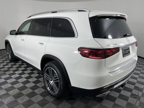 New 2025 Mercedes-Benz GLS 450 4MATIC image 10