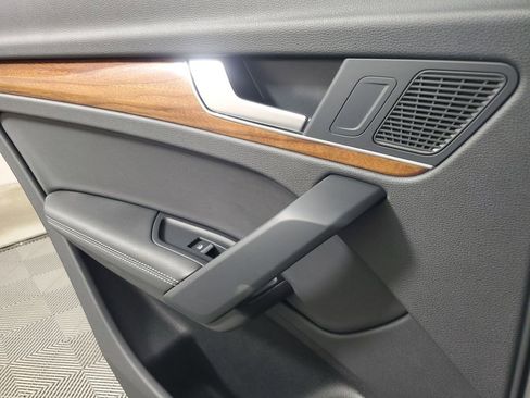 Used 2023 Audi Q5 2.0T Premium Plus w/ Premium Plus Package image 18