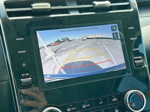 Used 2022 Hyundai Tucson SEL w/ Cargo Package image 18