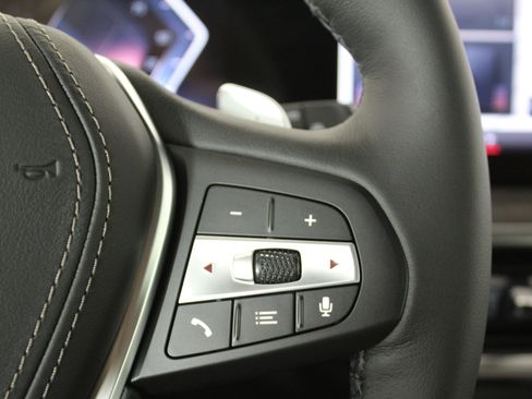 New 2026 BMW X5 xDrive40i w/ Climate Comfort Package image 28