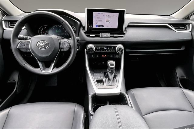 Used 2025 Toyota RAV4 XLE Premium w/ Weather Package AWD/4WD image 7