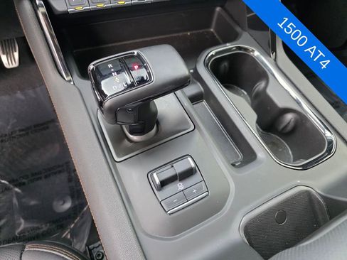 Used 2024 GMC Sierra 1500 AT4 w/ Technology Package image 25