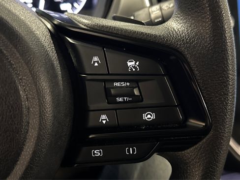 Used 2024 Subaru Crosstrek 2.0i Premium image 23