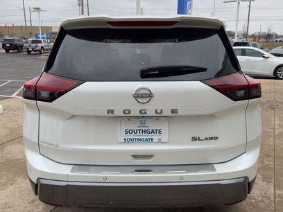Used 2024 Nissan Rogue SL