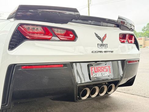Used 2018 Chevrolet Corvette Stingray Coupe w/ Carbon Flash Badge Package RWD image 8
