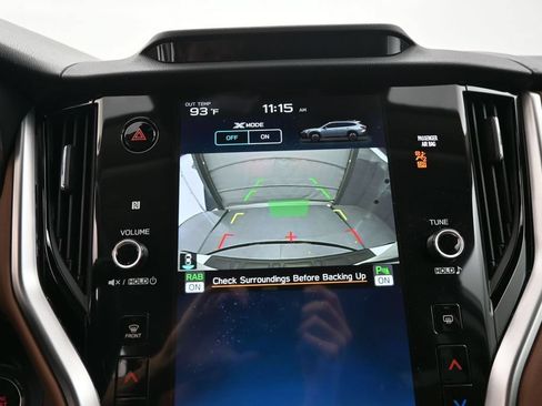 Used 2025 Subaru Outback Touring AWD/4WD image 13