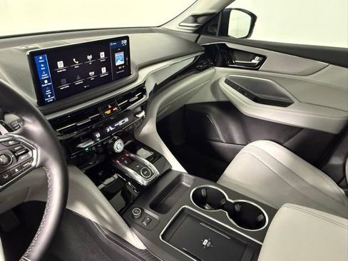Used 2025 Acura MDX w/ Technology Package image 29