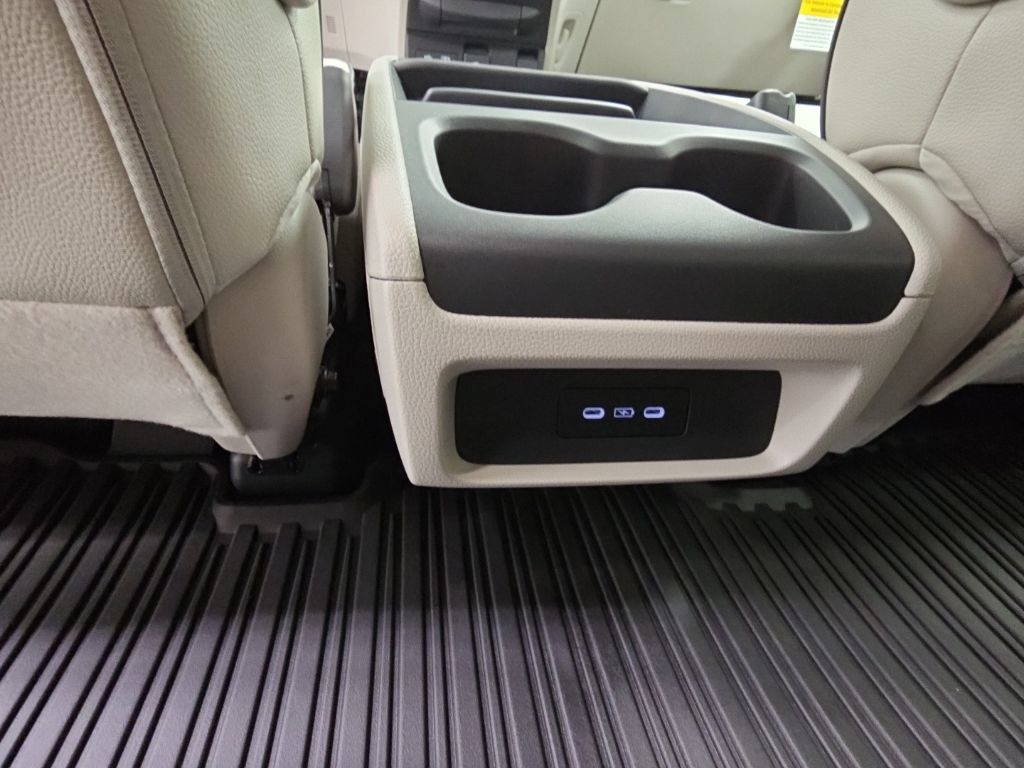 New 2026 Honda Odyssey Touring image 33