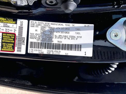 Used 2025 Toyota Tundra Limited w/ Power Package RWD image 35