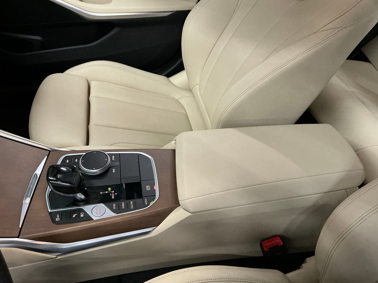Used 2021 BMW 330e w/ Premium Package RWD image 35
