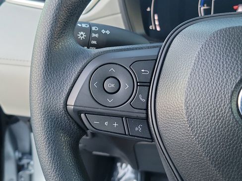 New 2026 Toyota Corolla Cross L image 18