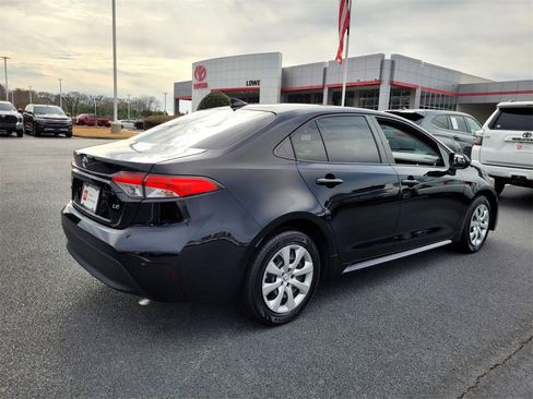 Certified 2023 Toyota Corolla LE image 11