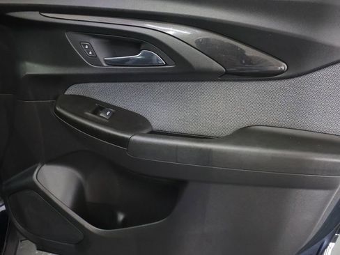 Used 2021 Chevrolet TrailBlazer LS image 11