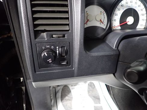 Used 2011 Dodge Dakota Big Horn w/ Skid Plate Group AWD/4WD image 20