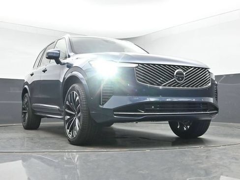 New 2026 Volvo XC90 B6 Plus AWD/4WD image 39