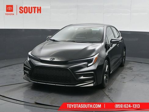 Used 2024 Toyota Corolla XSE image 6