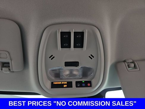 New 2026 Chevrolet Trax LT w/ Sunroof Package FWD image 30