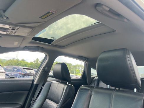 Used 2010 Honda Crosstour EX-L image 23