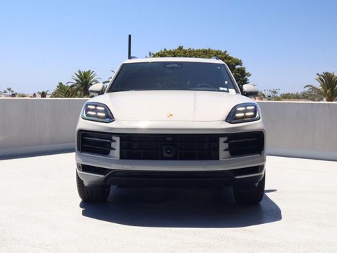 New 2026 Porsche Cayenne AWD/4WD image 6