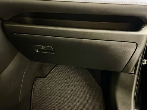 Used 2022 Toyota RAV4 SE image 34