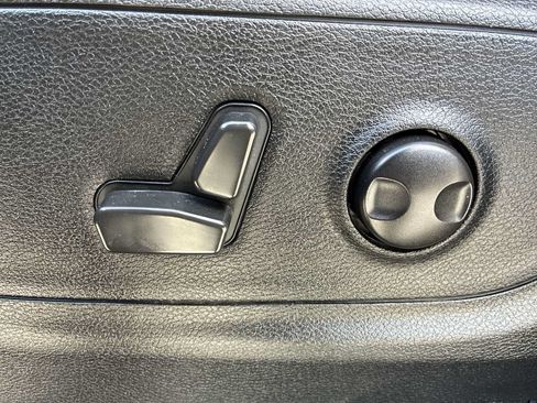 Used 2022 RAM 1500 Sport w/ Rebel Level 2 Equipment Group AWD/4WD image 14