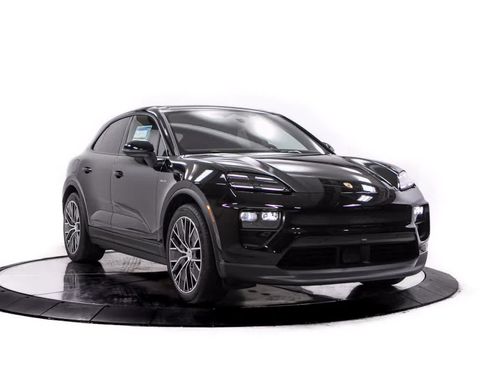 Certified 2026 Porsche Macan Electric RWD image 9