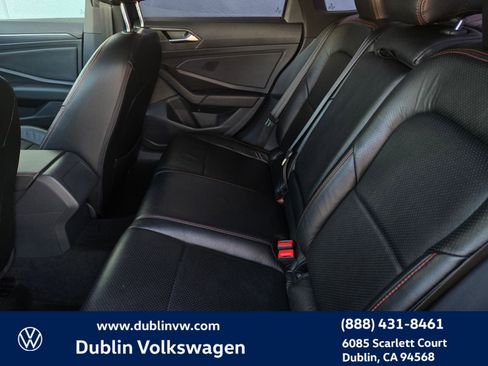 Used 2019 Volkswagen Jetta GLI image 11
