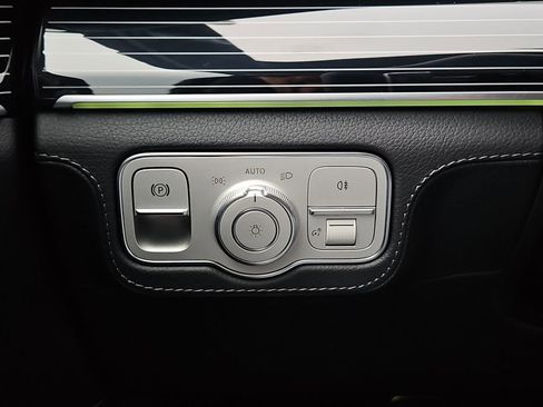 New 2025 Mercedes-Benz GLS 450 4MATIC image 21