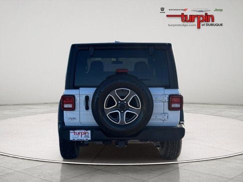 Used 2023 Jeep Wrangler Sport S image 3