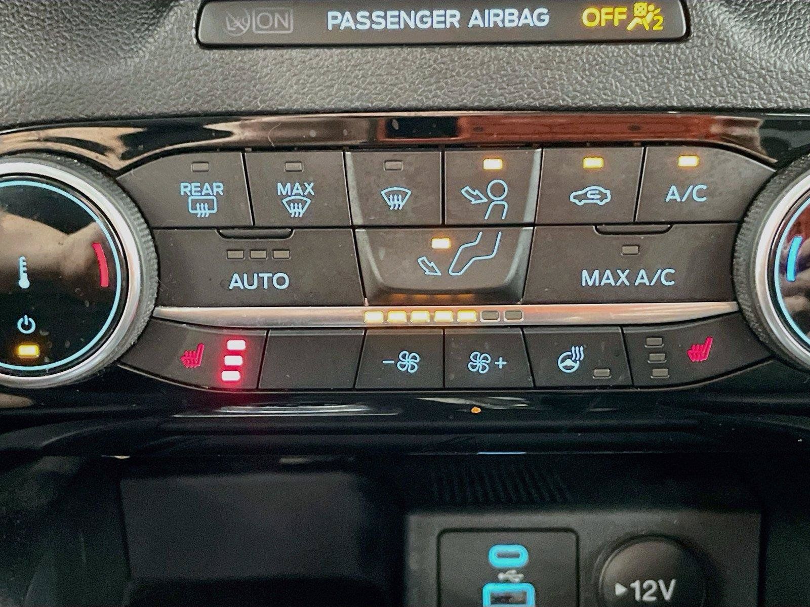 Used 2022 Ford Escape SEL w/ SEL Stealth AWD Package image 23