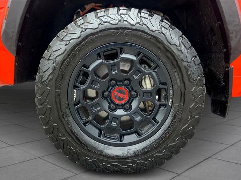 Used 2022 Toyota Tundra TRD Pro AWD/4WD image 11