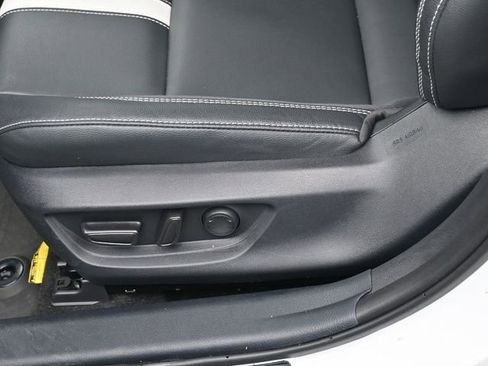 Certified 2025 Toyota Camry SE image 23