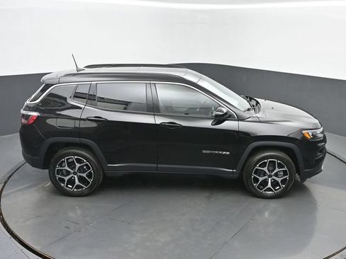 New 2026 Jeep Compass Limited w/ Sun, Sound & Navigation Group AWD/4WD image 46