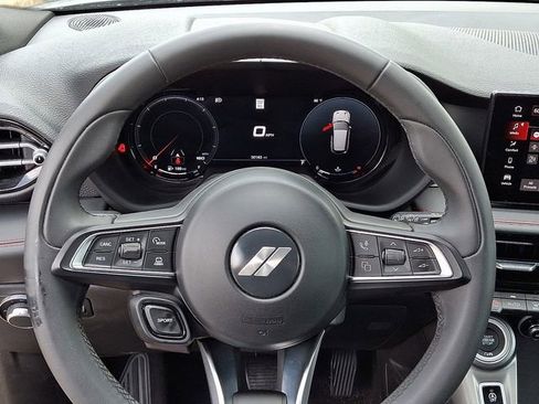 Used 2024 Dodge Hornet GT image 25