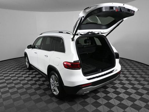 Certified 2022 Mercedes-Benz GLB 250 4MATIC image 32