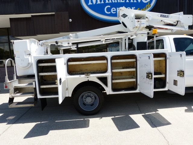 Used 2012 Ford F550 2WD Regular Cab Super Duty w/ Payload Upgrade Pkg image 21