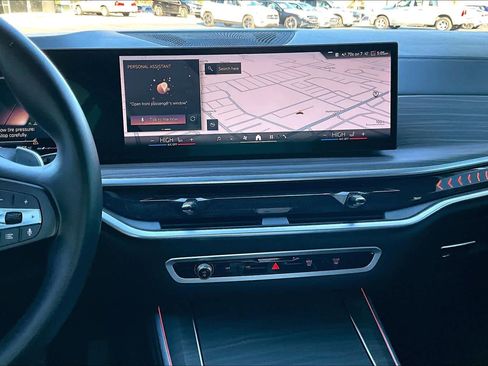 Used 2024 BMW X5 xDrive40i w/ Parking Assistance Package image 8