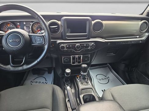 Used 2018 Jeep Wrangler Unlimited Sport S AWD/4WD image 15