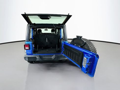 Used 2021 Jeep Wrangler Sport AWD/4WD image 26