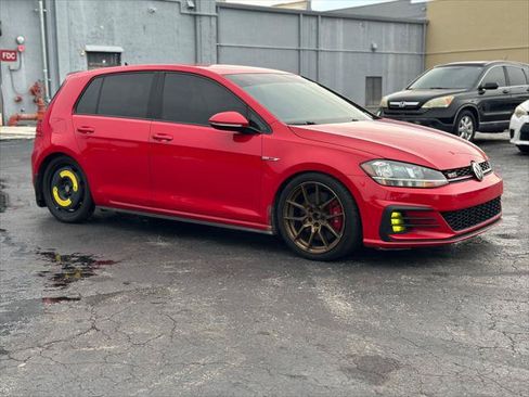 Used 2020 Volkswagen GTI S FWD image 11