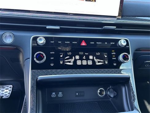 New 2026 Genesis GV80 3.5T e-SC image 25