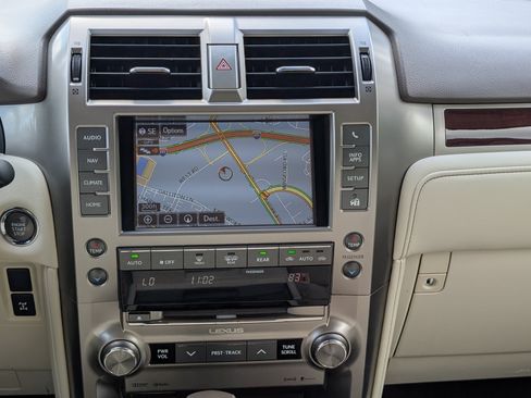 Used 2015 Lexus GX 460 w/ Premium Package AWD/4WD image 18