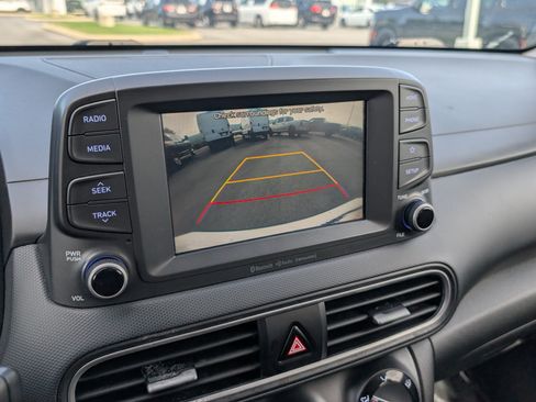 Used 2021 Hyundai Kona SEL FWD image 15